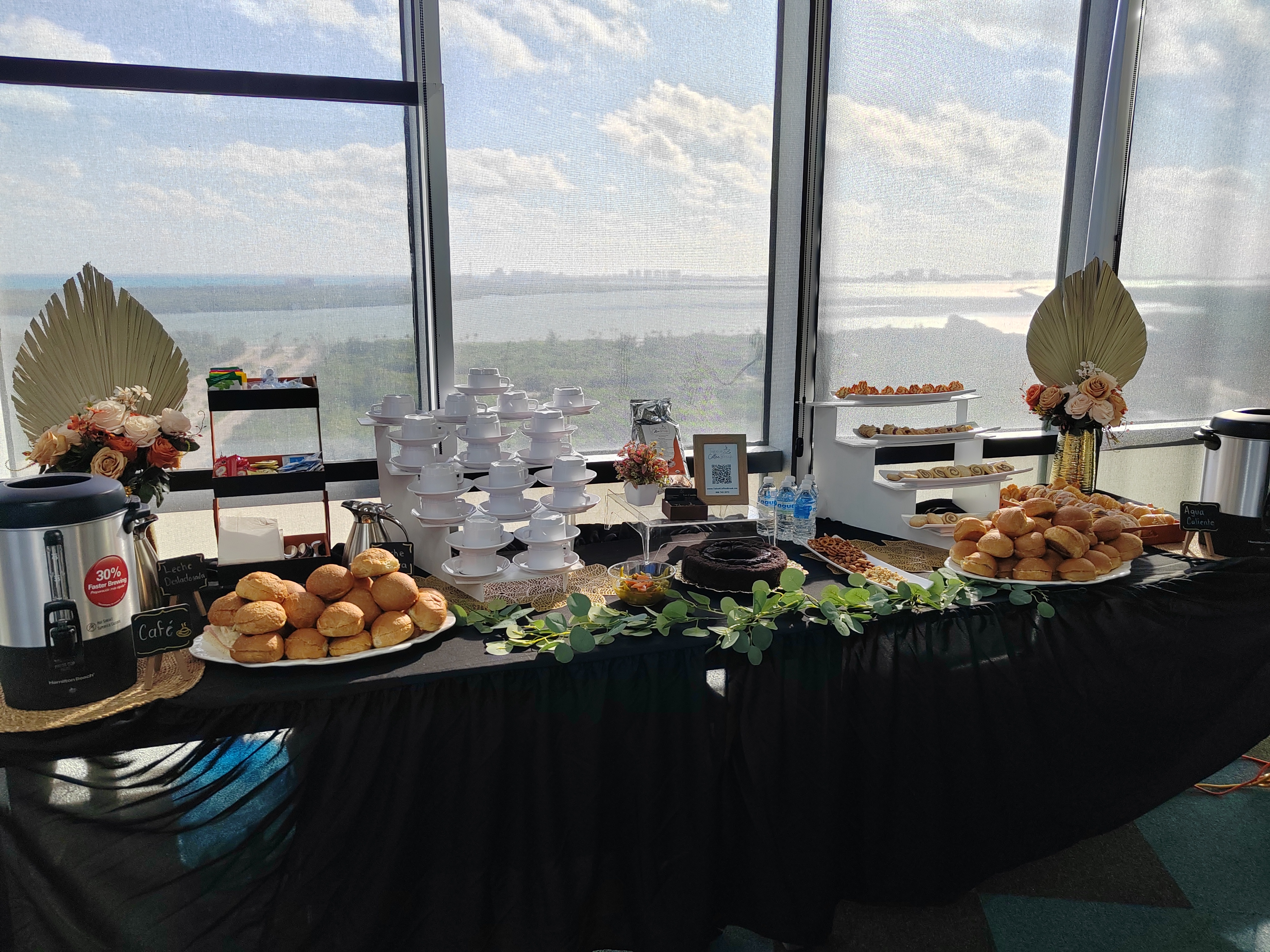 Servicio de Coffee Break Corporativo, Empresarial, Cursos, Capacitaciones.